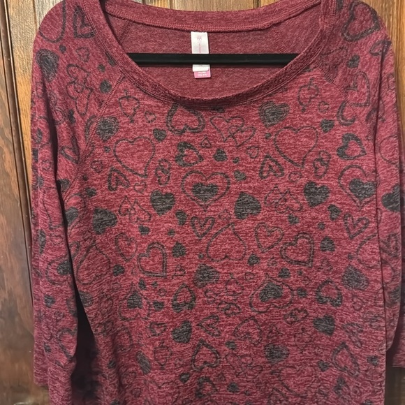 No Boundaries Heart Pullover Top 3/4 Sleeve Tunic - Picture 2 of 4